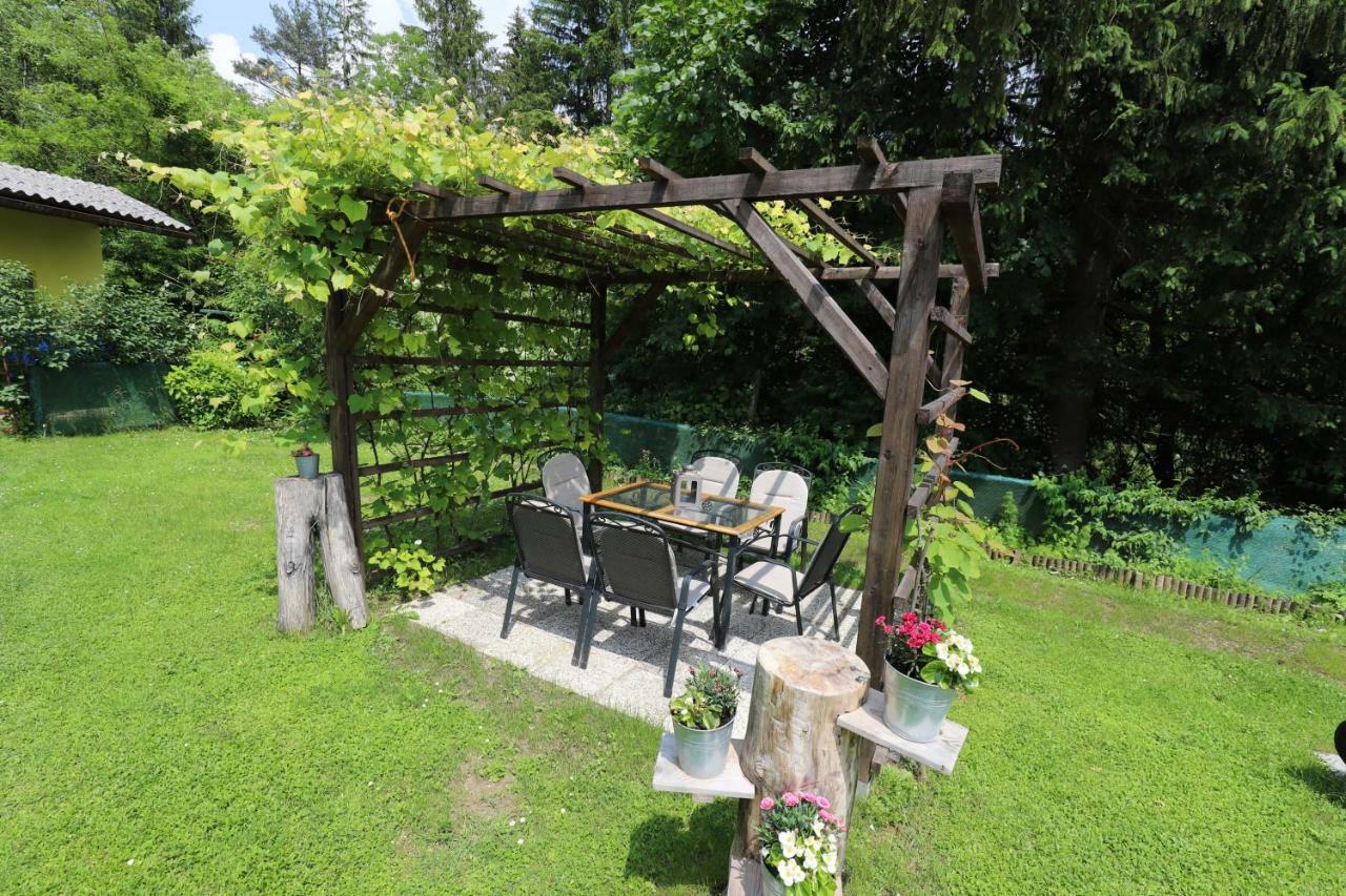 Adventure Cottage With Pool And Big Garden Bled Zewnętrze zdjęcie